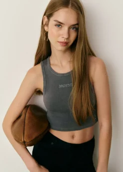 Camiseta Sin Manga Bordada