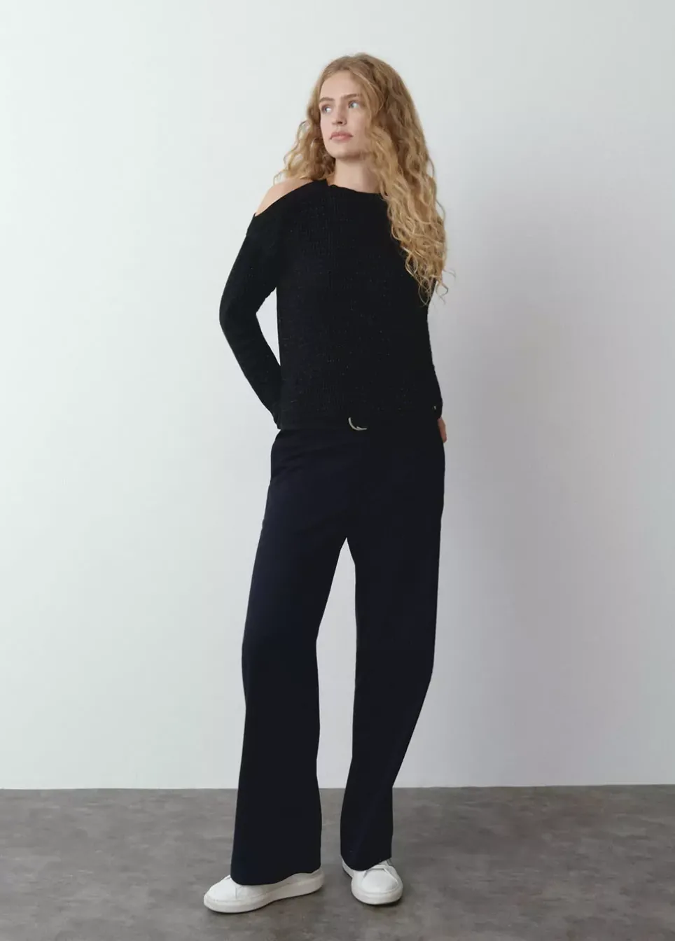 Jersey Cut Out Hilo Metalizado Negro